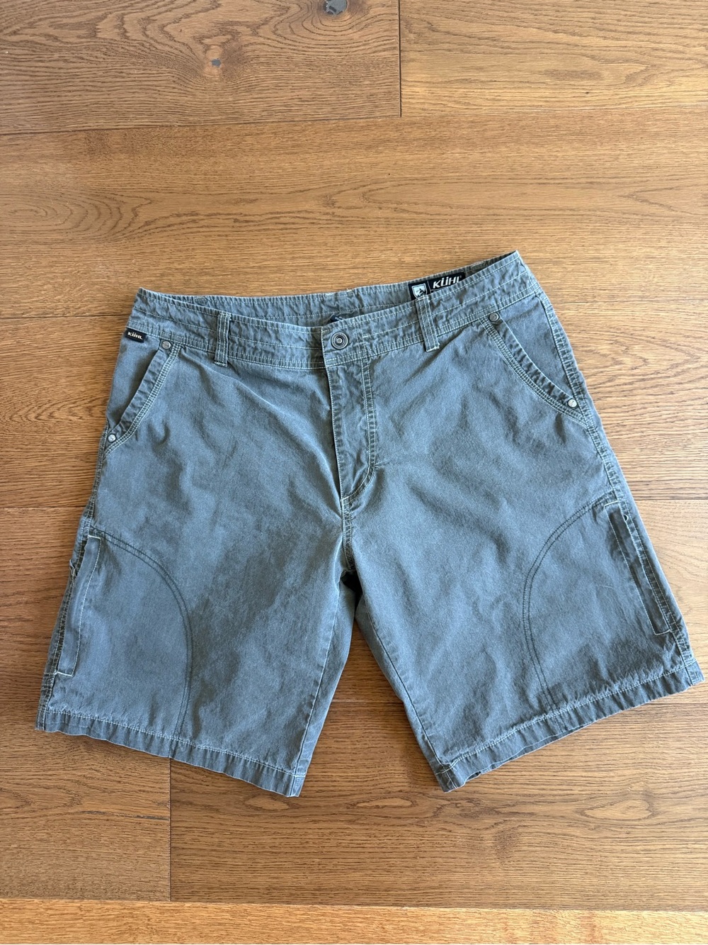 Kuhl Men's Gray Cargo Shorts